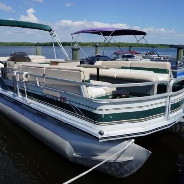 1999 Sun Tracker party barge 25 signature series