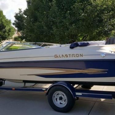 2001 Glastron gx 205