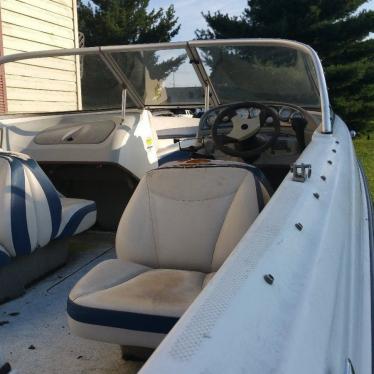 2005 Bayliner 185