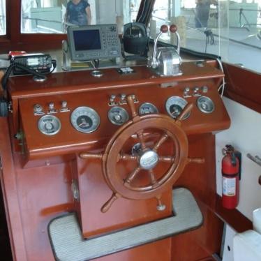 1961 Trojan sea breeze 3400 express