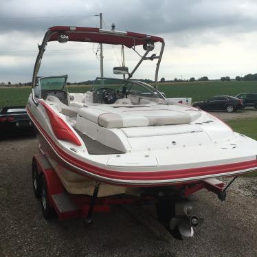 2008 Rinker r