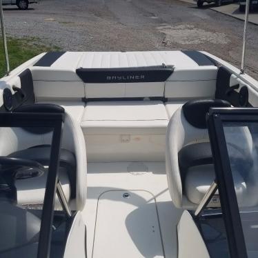 2016 Bayliner 185 br