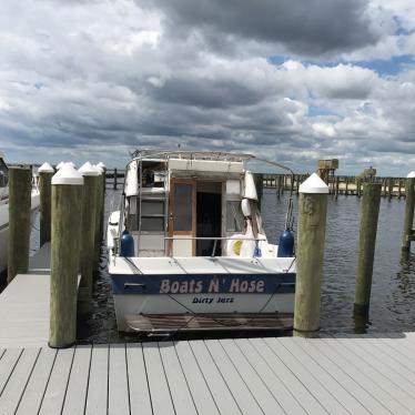 1984 Bayliner 2855 contessa flybridge