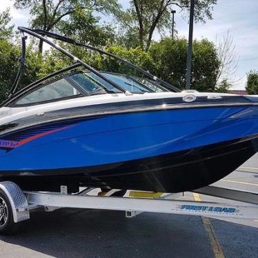 2014 Yamaha boat