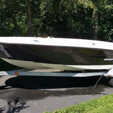 2015 Bayliner element xl 180