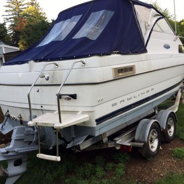 2004 Bayliner 222 classi cruiser