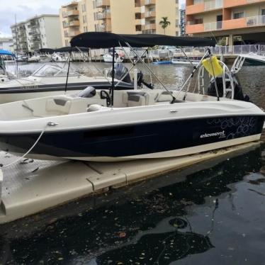 2015 Bayliner element xl