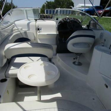 2005 Bayliner 265