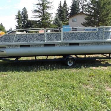 1987 Sun Tracker pontoon