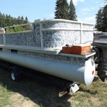 1987 Sun Tracker pontoon