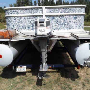 1987 Sun Tracker pontoon