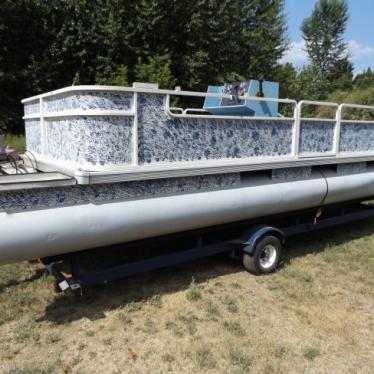 1987 Sun Tracker pontoon