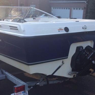 2010 Bayliner runabout