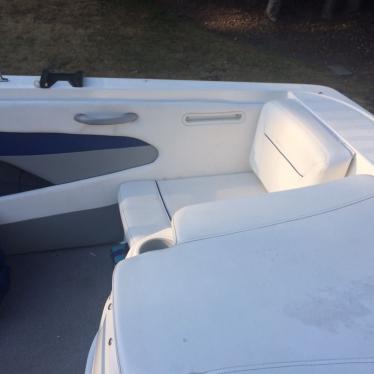 2010 Bayliner runabout