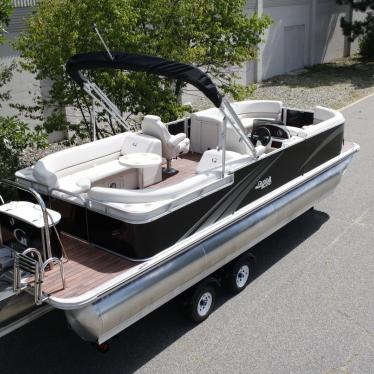 2016 Grand 26 tmltz quad lounger cruise tri hpp