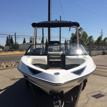 2014 Malibu 20 vtx wakesetter