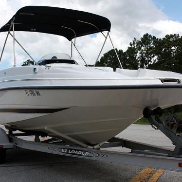 2002 Century 2360 coastal deck