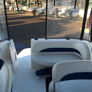 2005 Bayliner 265