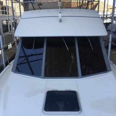 1994 Carver 300 aft cabin