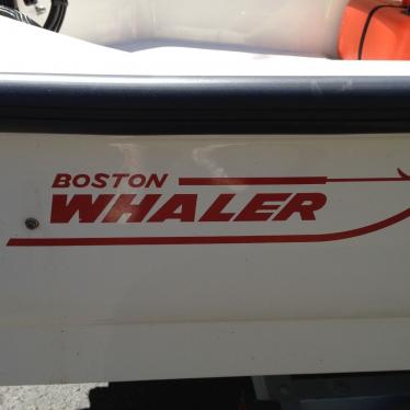 2000 Boston Whaler sport 13