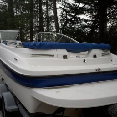 2006 Bayliner 225