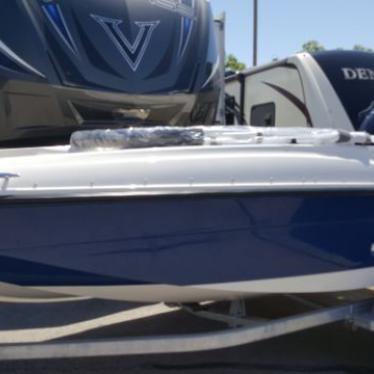 2016 Bayliner element 160