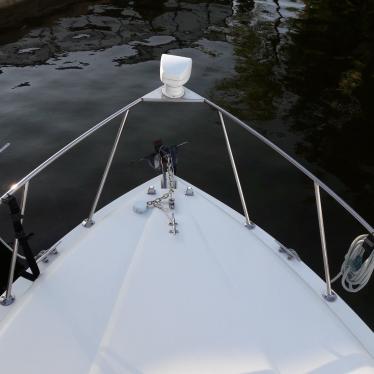 1996 Rinker fiesta vee