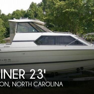 1995 Bayliner 2452 classic