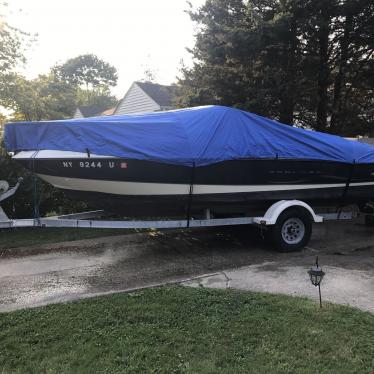 2002 Bayliner 212