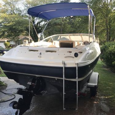 2002 Bayliner 212