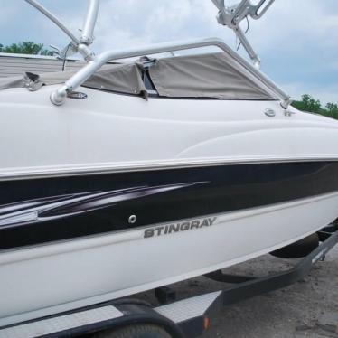 2009 Stingray 220dr