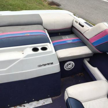 1989 Bayliner capri 1952 cuddy