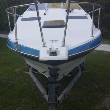 1987 Bayliner 2450 sunbridge