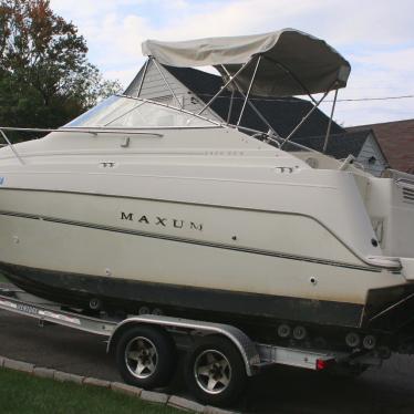 1996 Maxum scr 2400