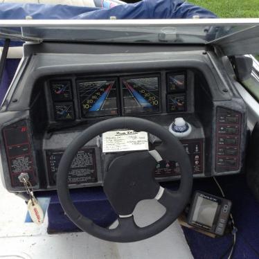 1989 Bayliner capri