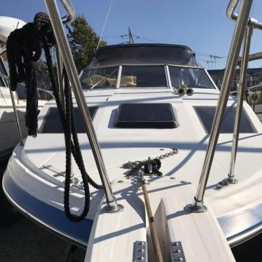 1987 Bayliner 2550 sunbridge