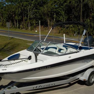 2013 Rinker 186 fish and ski