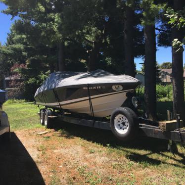 1997 Cobalt 220 br