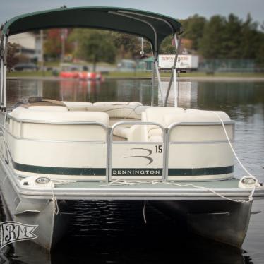 2010 Bennington 2574 gl