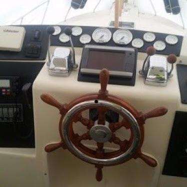 1991 Silverton 41 aft cabin