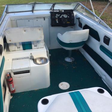 Baha Cruisers 225 Weekender 1997 for sale for $1 - Boats-from-USA.com