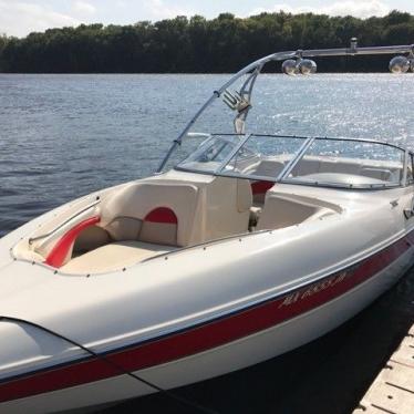 2002 Stingray 230 lx bowrider