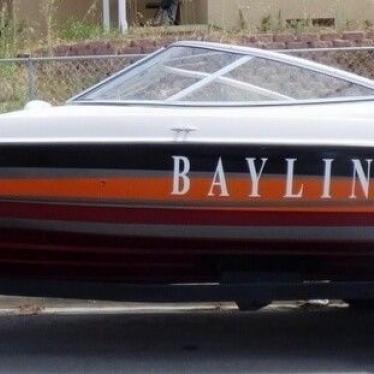 2003 Bayliner 205