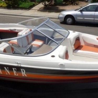 2003 Bayliner 205