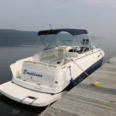 2005 Rinker 250 fiesta vee