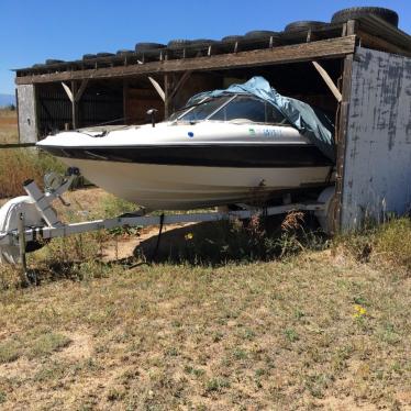 2002 Bayliner 215 capri