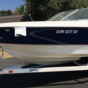 2005 Bayliner 215br