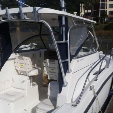 2006 Boston Whaler 255 conquest