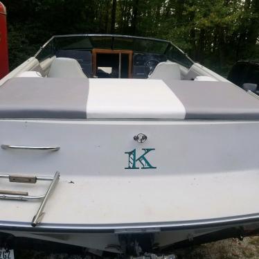 1988 Rinker captiva