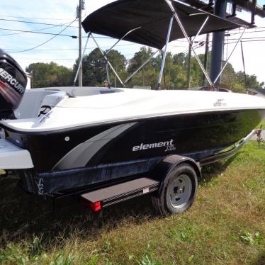 2015 Bayliner element xl 180